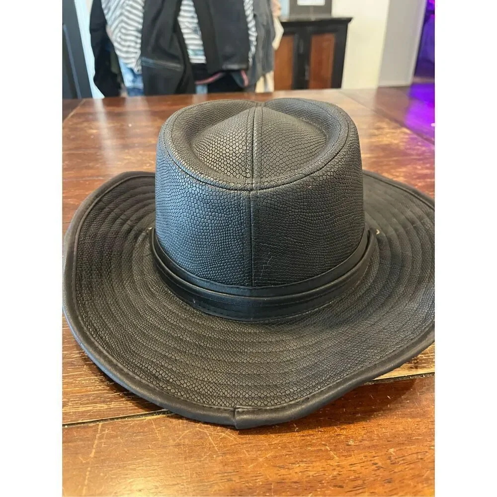Silver Canyon Weathered Outback Outdoorsmen Shapeable Hat with Chin Cord